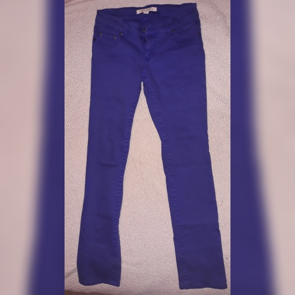 **2 PAIRS! - Picture 2 of 3